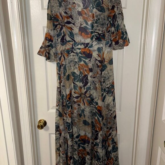 Flowered Maxi Coverup - Picture 3 of 4